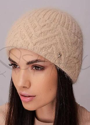 Шапка ангоровая женская утепленная флисом с узором на отвороте leks мадонна бежевый