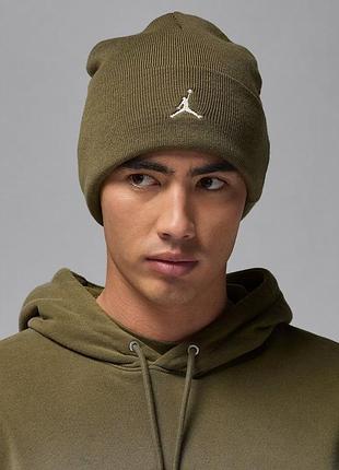 Чоловіча / жіноча шапка найк джордан оригінал nike jordan u peak beanie ess fn4672-222