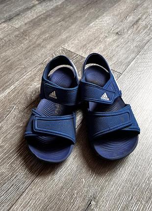 Босоніжки, спортивне взуття, adidas