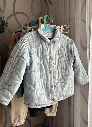 Дитяча куртка zara 4-5 років