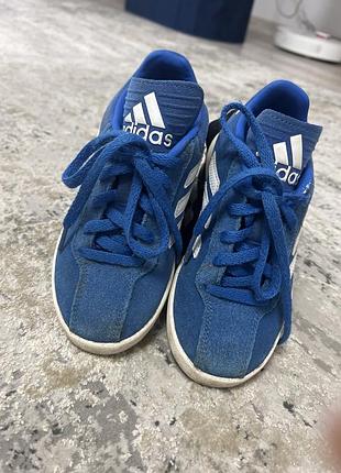 Кросівки adidas