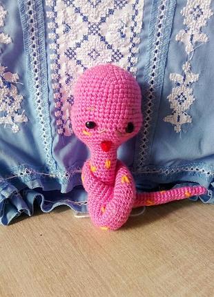 Амигуруми молния розовая - вязаная игрушка ручной работы крючком.