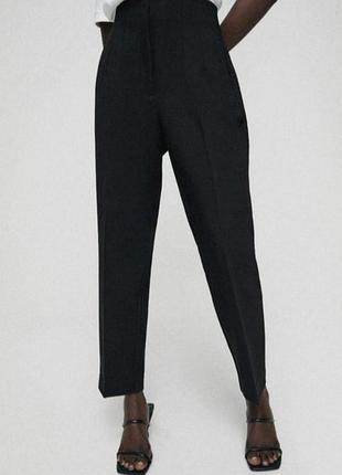 Черные брюки zara с высокой талией