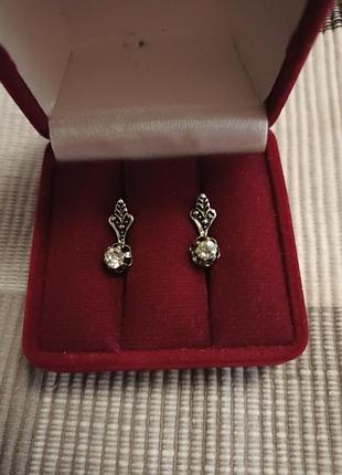 Сережки бижутерия
