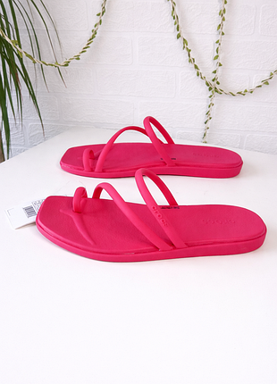 Шлепанцы crocs miami toe loop sandal dragon fruit оригинал