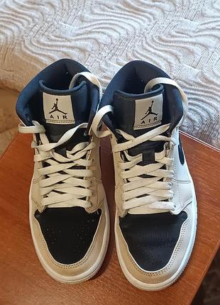 Кроссовки nike jordan