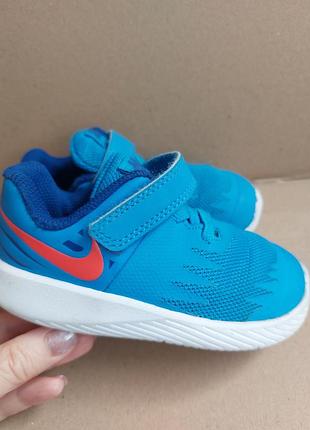 Дитячи. оригинальные кроссовки nike. размер 23,5 стелька 14,2