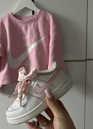 Кросівки на дівчинку nike puma