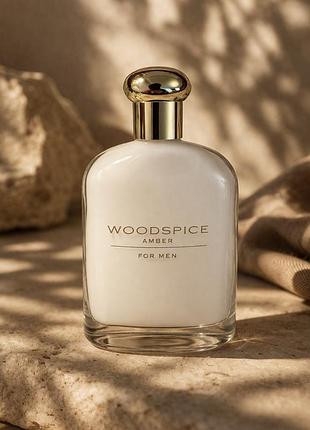 Чоловічий зволожуючий лосьйон після гоління aftershave woodspice amber від marks & spencer