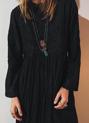 Сукня плаття zara з вишивкою бісером