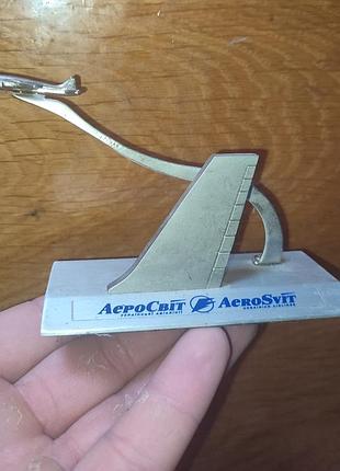 Вінтажний український сувенір авіакомпанії «аеросвіт» літак