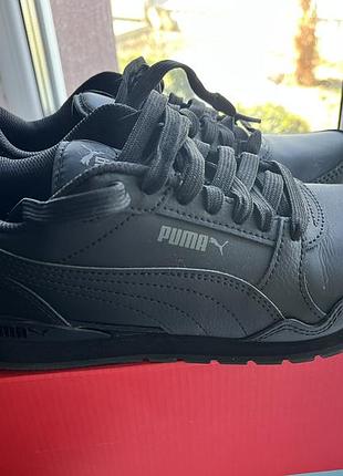 Кросівки жіночі puma. чорні, розмір 38,5.