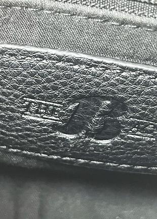 Чорна сумочка bata 7