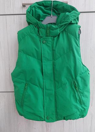 Зеленая жилетка zara 6-7р рост 120см