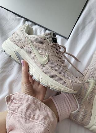 Женские кроссовки nike initiator pink