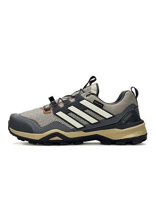 Чоловічі кросівки adidas terrex skychaser grey beige