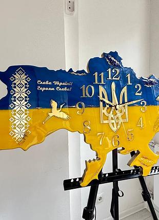 Годинник настінний з епоксидної смоли "карта україни" 140х94 см