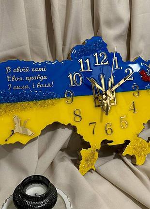 Часы настенные из эпоксидной смолы "карта украины" 60x40 см