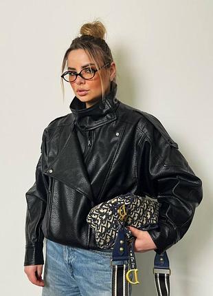 Куртка в стилі vintage з воротом стійка,  косуха оверсайз