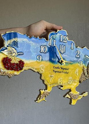 Часы настенные из эпоксидной смолы "карта украины" 80х51 см
