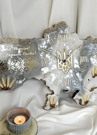 Годинник настінний з епоксидної смоли "карта україни" 130x83 см
