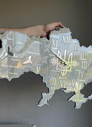 Часы настенные из эпоксидной смолы "карта украины" 70х45 см