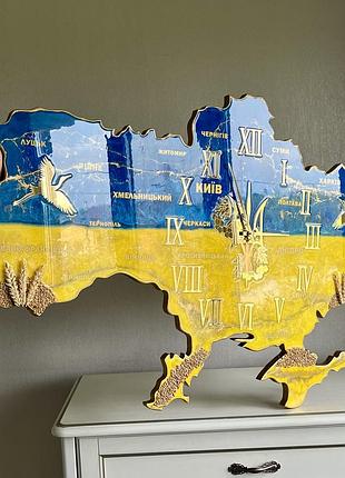 Годинник настінний з епоксидної смоли "карта україни" 80х51 см