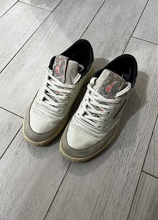 Кросівки reebok шкіряні, розмір 42