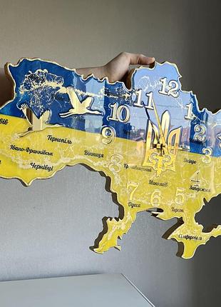 Часы настенные из эпоксидной смолы "карта украины" 50x32 см