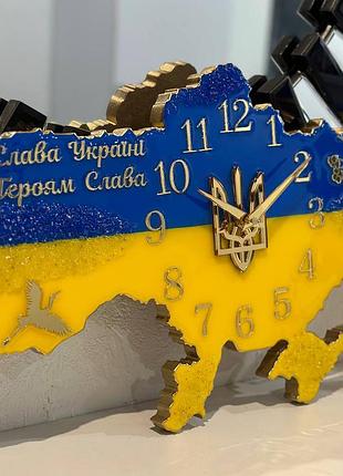Годинник настінний з епоксидної смоли "карта україни" 90x60 см
