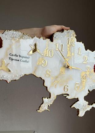 Часы настенные из эпоксидной смолы "карта украины" 60х38 см