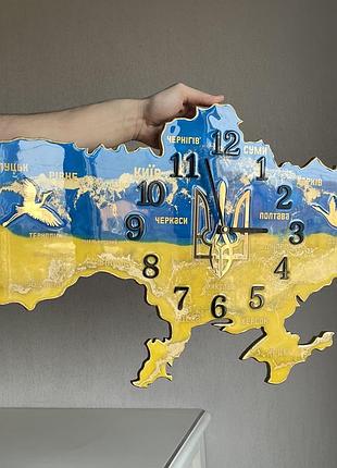 Годинник настінний з епоксидної смоли "карта україни" 90х57 см