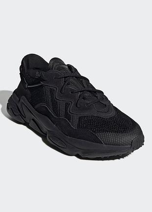 Оригінальні кросівки від бренду adidas