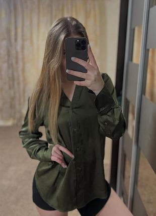 Оливкова рубашка h’m шовкова хакі темно зелена жіночна