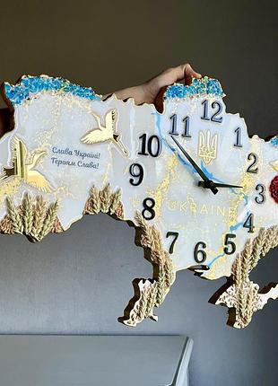 Часы настенные из эпоксидной смолы "карта украины" 90х57 см
