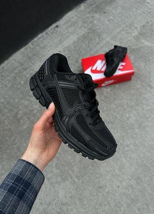 Nike air zoom vomero 5 triple black