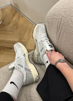 Nike zoom vomero 5 grey/white