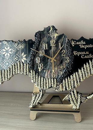 Часы настенные из эпоксидной смолы "карта украины" 150х100 см