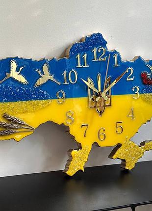 Часы настенные из эпоксидной смолы "карта украины" 70x47 см