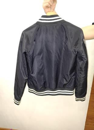 Продам курточку 2