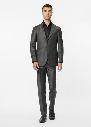 Чоловічый стильний сірий костюм/52/ вовна 80% brend navyboot