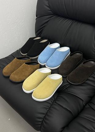 Женские анатомические клоги из натуральной замши