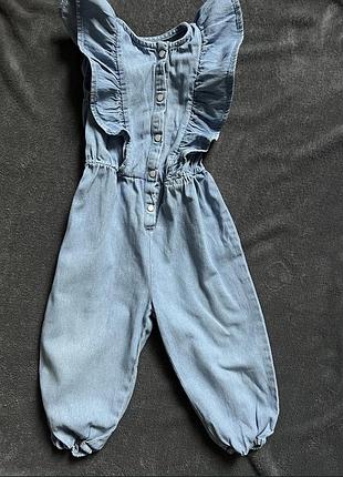 Комбинезон джинсовый