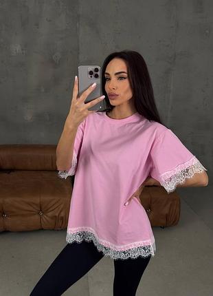 Базовая женская оверсайз футболка с кружевом