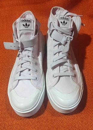 Жіночі кросівки adidas nizza