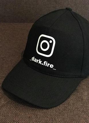 Чорна бавовняна кепка/бейсболка з вашим ніком instagram