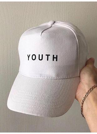Черная кепка - y o u t h