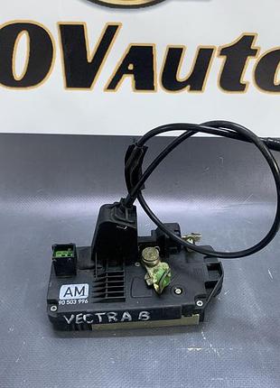 Замок дверей задній правий opel vectra b 90503996