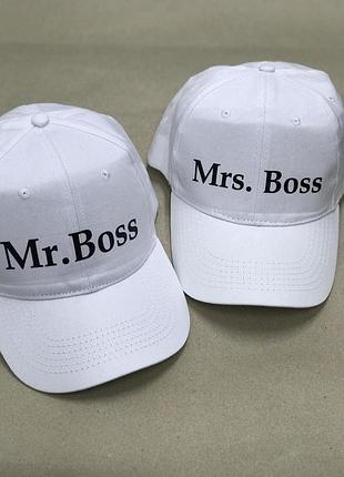Парные белые бейсболки с надписями - "mr. boss\ mrs. boss".