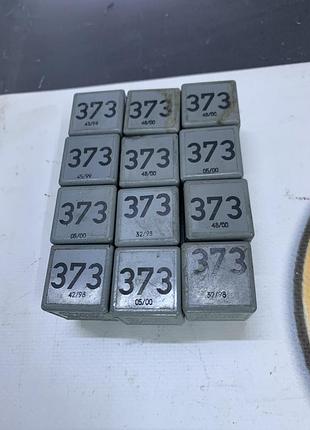 Реле 373 audi vw 8d0951253a